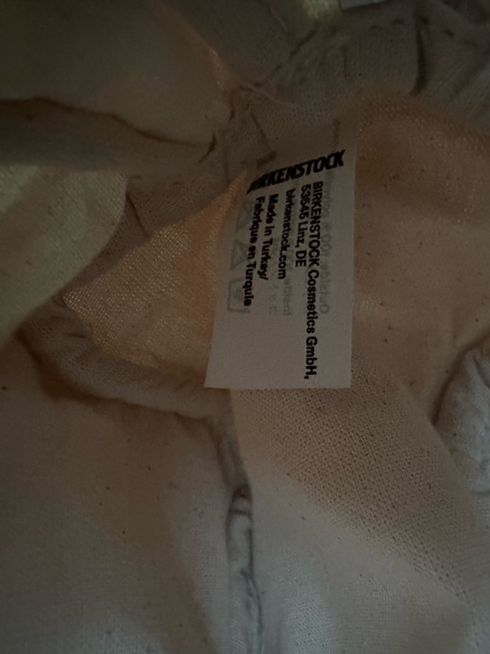 🆕 Birkenstock Sherpa Teddy Zip Cosmetic Case - Picture 8 of 8